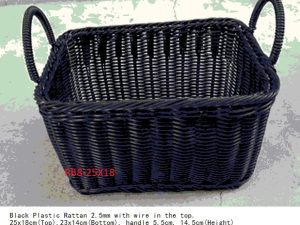 BLACK PLASTIC RATTAN 2.5MM WITH WIRE IN THE TOP.25X18CM (TOP),23X14CM(BOTTOM),HANDLE 5.5CM,14.5CM(HEIGHT)
